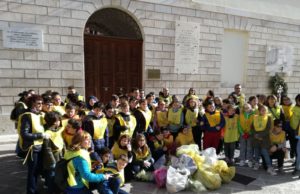 Un simbolo di rinascita ambientale l’albero piantato dinnanzi alla chiesa santa Maria Greca