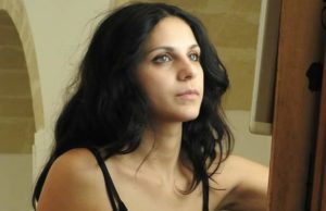 La giovane artista di strada Stefania Antelmi – Di lei parla Franco Leone scrittore e critico D’arte (foto)