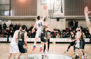 La NMC non trova la vittoria al PalaLosito Mesagne conquista il match 81-84