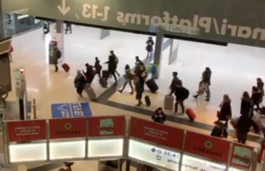 Riprendono i rientri in massa dal Nord – Emiliano: « Ci state portando tanti focolai»