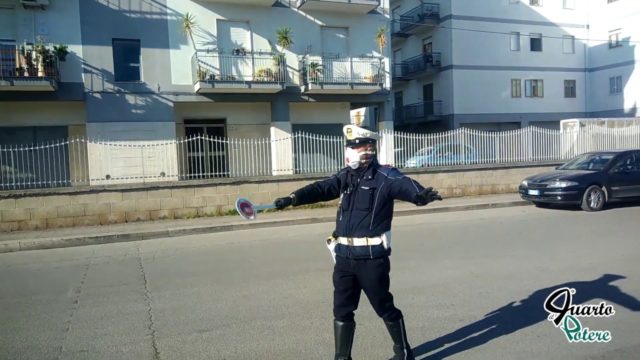 VIDEO: Controlli – Molte autocertificazioni ingiustificate trasmesse dalle forze dell’ordine all’autorità giudiziaria