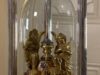 ANDRIA – Venerdì Santo. Mons. Luigi Mansi: “La Sacra Spina sta variando colore”