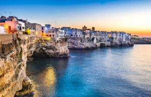 EMERGENZA COVID IN PUGLIA, nota di Longo sui fondi al Turismo