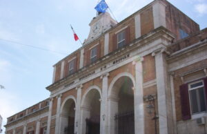 Uffici Comunali: anche orario estivo con 2 rientri pomeridiani