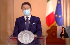 Nuovo Dpcm, coprifuoco in città dopo le 21, ai sindaci la decisione. Nuovi orari per scuole e locali, palestre e piscine aperte