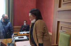 Fumata bianca – Presidente del Consiglio è Valeria Mazzone