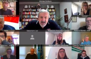 Scuola, Emiliano proroga ordinanza fino al 16 gennaio in attesa del nuovo dpcm