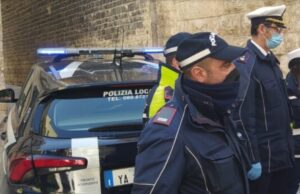 Aggrediti due agenti di Polizia Locale durante i controlli anti-covid