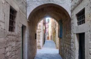 “Sulle strade della storia”, un percorso guidato alla scoperta del centro antico