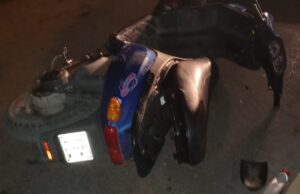 Malviventi a volto coperto rubano uno scooter, ma incrociano i vigilanti e scappano