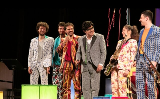 Elio ci vuole orecchio