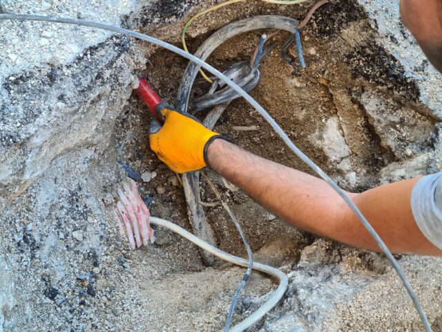 lavori illuminazione via Andria 2