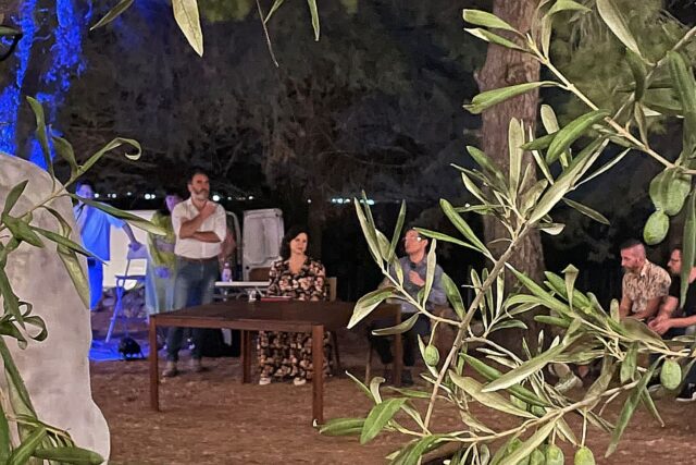 Casale Missori tenuta donna Teresa Corato Crepuscolo nell'uliveto,