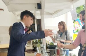 Gli studenti dell’I.I.S.S. “Oriani-Tandoi” animano l’evento “Cantine Aperte in Vendemmia”