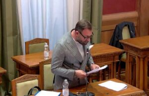 Più di 170 firme, Fuzio si fa portavoce del disagio in via M. R. Imbriani: “Condanno il sindaco per il ritardo degli interventi”