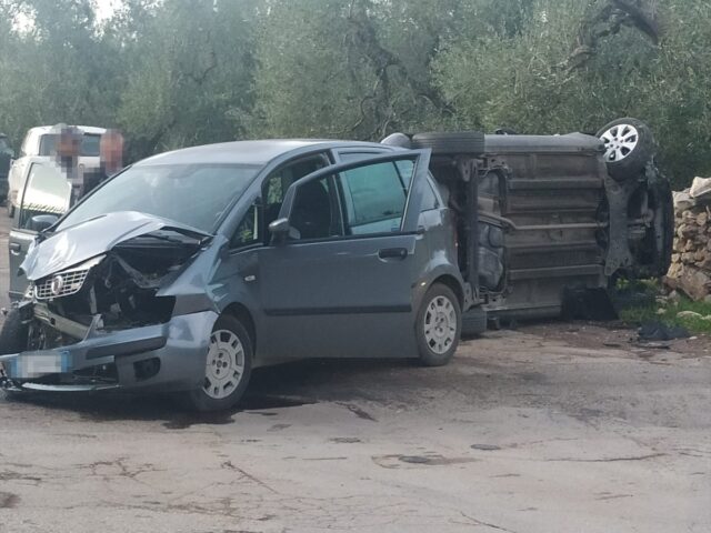 incidente auto Corato cimitero
