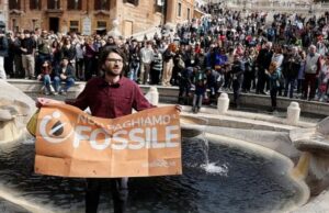 La condanna di Italia Viva contro il blitz ambientalista alla Barcaccia