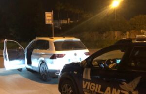 Furto sventato: ladri in fuga abbandonano l’auto su via Prenestina
