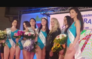 Miss Italia: torna la bellezza in piazza Cesare Battisti