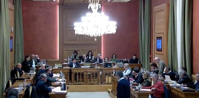 consigliere D’Imperio Vs D'Introno srai zitta consiglio comunale Corato