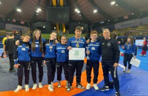 Denise Casalino e Ilario Musicco agli europei di lotta U. 15 in Grecia. Sponsor cercansi