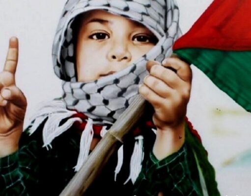 Bambino con bandiera palestinese, simbolo dell’emergenza umanitaria a Gaza