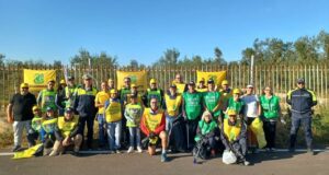 Gruppo di volontari che hanno aderito all’iniziativa Puliamo il Mondo 2024