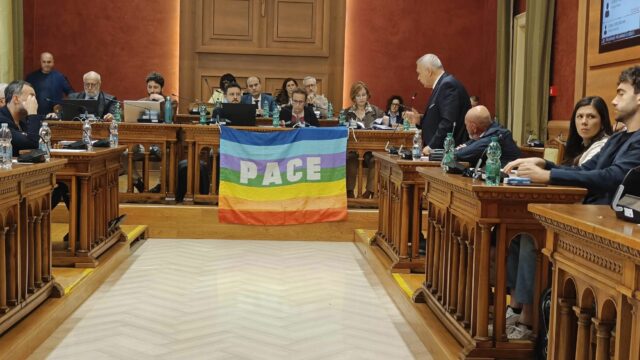 bandiera della pace consiglio comunale Corato