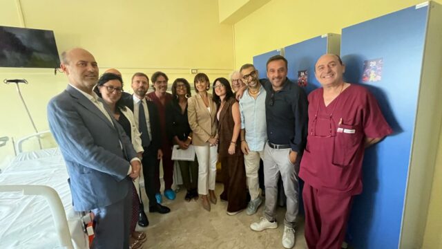 Donazione arredi pediatra ospedale Umberto I Corato