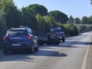 Corato, due auto rubate in poche ore: ladri in fuga, si ribalta una Porsche