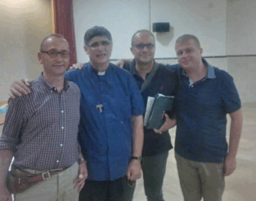 Don Maurizio Patriciello il parroco della “terra dei fuochi” a Corato, ad un incontro pubblico dedicato alla gestione dei rifiuti, alla legalità e alla tutela ambientale.