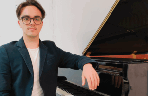 Cristian De Martino apre il ciclo dedicato ai giovani talenti del Festival Fausto Zadra Cristian De Martino al Festival pianistico Fausto Zadra
