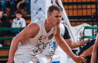 Ginas Mulevicius in azione per Fas Basket Corato