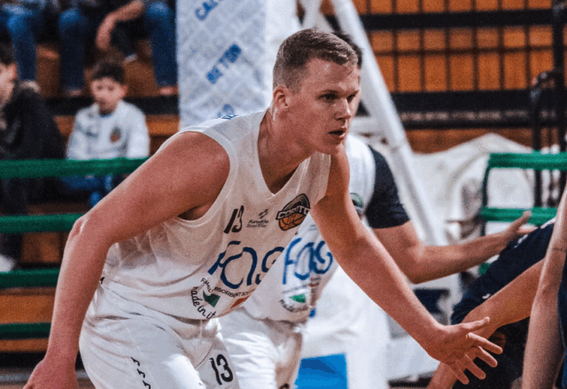 Fas Basket Corato,, Ginas Mulevicius in azione per Fas Basket Corato