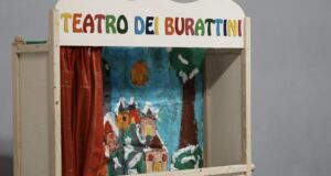 Teatro dei burattini: in scena “La Principessa della Torre”, lo spettacolo dei bambini per raccontare la parità di genere