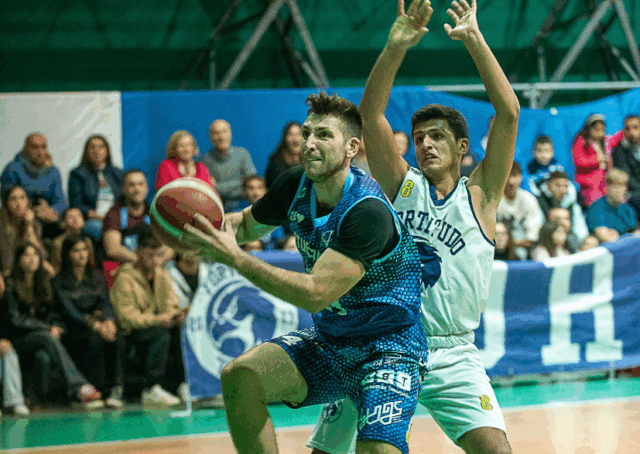 Raffaele Mazzilli Raffaele Mazzilli Adriatica Industriale Virtus, al PalaLosito arriva l’Invicta Molfetta