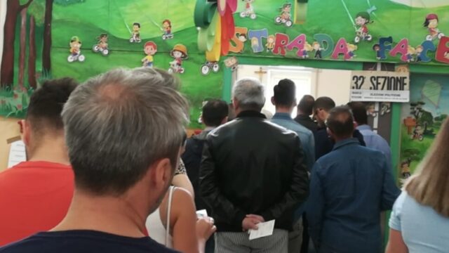 Chiusura scuole seggi elettorali
