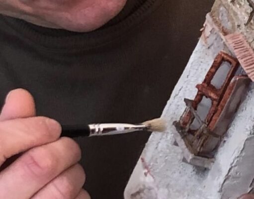 Il maestro Lastella impegnato nella valorizzazione della tradizione presepiale locale