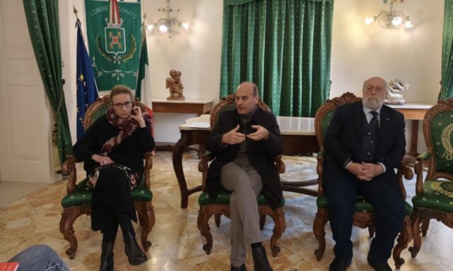 Conferenza stampa presentazione graduatoria case popolari Corato Conferenza stampa presentazione graduatoria case popolari Corato