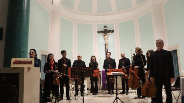 Ensemble AlterSinfonietta “Christmas time” L'AlterSinfonietta e Mariilena Gaudio diretti da Vito Liturri festeggiano Santa Lucia in Musica