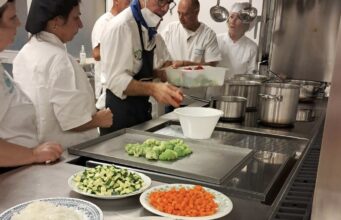 Corato, tornare sui banchi… per costruirsi un futuro: il serale enogastronomico del Tandoi conquista gli adulti