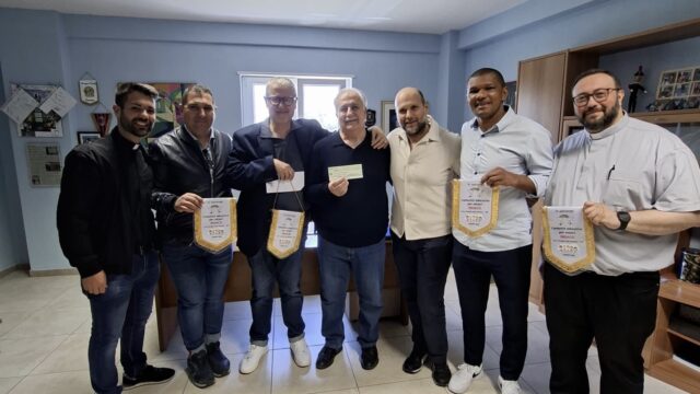 ASD AZ Village Consegna alla Comunità Indaco di Corato il ricavato della partita di beneficenza ITALIA vs BRASILE