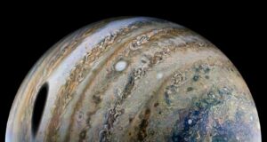 “Il Sistema Solare fa cose strane”: a Corato una serata di divulgazione scientifica con Pasquale Abbattista, astrofilo e divulgatore scientifico