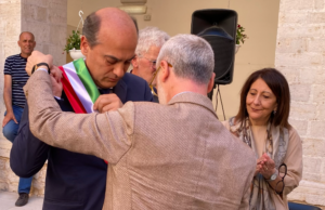 De Benedittis proclamato sindaco tra lacrime e applausi. Nel giorno del secondo mandato l’annuncio: «Corato è Città»