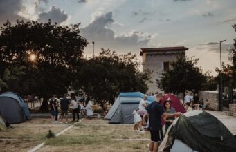 Solidarietà, musica e una notte in tenda sotto le stelle a Corato: la maratona di eventi l’8 agosto a Torre Palomba