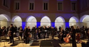 “Note da Oscar” incanta Corato: grande successo per l’Orchestra Sinfonica Federiciana