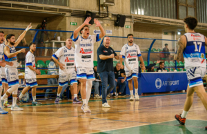 Basket, la Virtus Corato parte forte: Vieste battuta 70-60