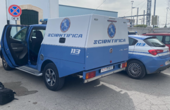 Prima i massi sui binari, poi l’irruzione in villa: tre ragazzini di 12 e 13 anni denunciati a Corato