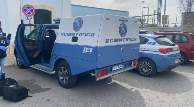 Prima i massi sui binari, poi l’irruzione in villa: tre ragazzini di 12 e 13 anni denunciati a Corato